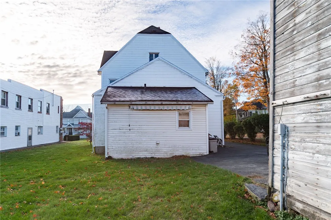 10 Maple Avenue, Oakfield, New York 14125, Oakfield, New York 14125, 5 Bedrooms Bedrooms, ,2 BathroomsBathrooms,Residential,For Sale,10 Maple Avenue, Oakfield, New York 14125,0,R1648274