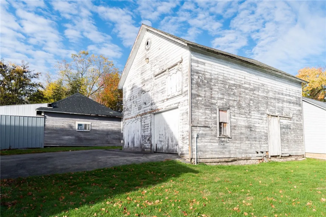 10 Maple Avenue, Oakfield, New York 14125, Oakfield, New York 14125, 5 Bedrooms Bedrooms, ,2 BathroomsBathrooms,Residential,For Sale,10 Maple Avenue, Oakfield, New York 14125,0,R1648274