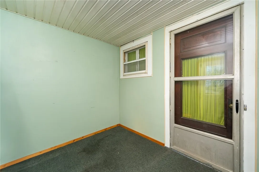 Front porch entryway