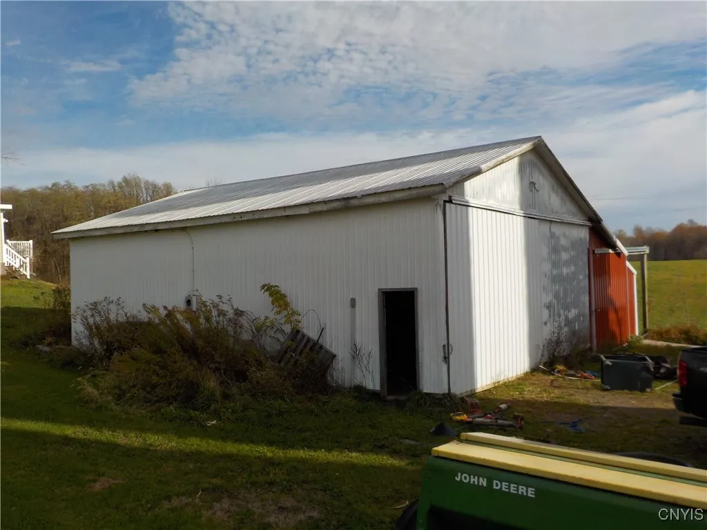 10846 Baker Road, Cato, New York 13033, Cato, New York 13033, 4 Bedrooms Bedrooms, 9 Rooms Rooms,2 BathroomsBathrooms,Residential,For Sale,10846 Baker Road, Cato, New York 13033,0,S1650049