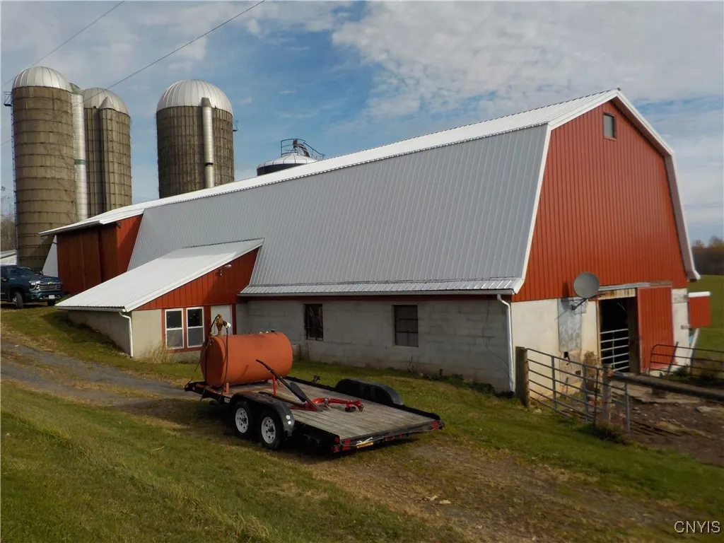 10846 Baker Road, Cato, New York 13033, Cato, New York 13033, 4 Bedrooms Bedrooms, 9 Rooms Rooms,2 BathroomsBathrooms,Residential,For Sale,10846 Baker Road, Cato, New York 13033,0,S1650049