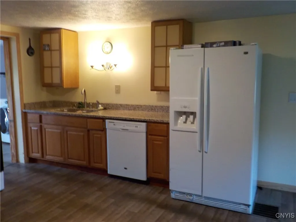 10846 Baker Road, Cato, New York 13033, Cato, New York 13033, 4 Bedrooms Bedrooms, 9 Rooms Rooms,2 BathroomsBathrooms,Residential,For Sale,10846 Baker Road, Cato, New York 13033,0,S1650049