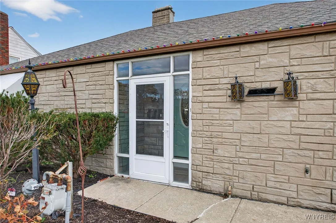 93 Fayette Avenue, Tonawanda, New York 14223, Tonawanda, New York 14223, 4 Bedrooms Bedrooms, 9 Rooms Rooms,2 BathroomsBathrooms,Residential,For Sale,93 Fayette Avenue, Tonawanda, New York 14223,0,B1649962