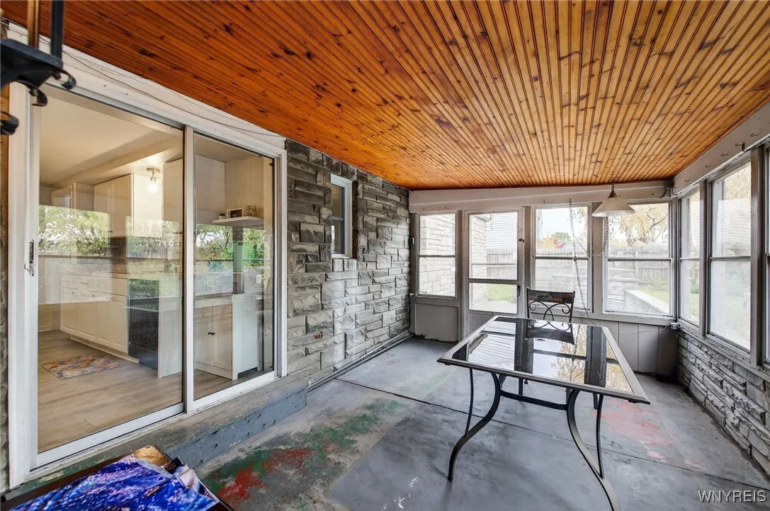 93 Fayette Avenue, Tonawanda, New York 14223, Tonawanda, New York 14223, 4 Bedrooms Bedrooms, 9 Rooms Rooms,2 BathroomsBathrooms,Residential,For Sale,93 Fayette Avenue, Tonawanda, New York 14223,0,B1649962