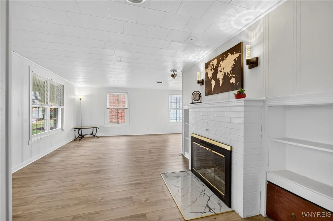 93 Fayette Avenue, Tonawanda, New York 14223, Tonawanda, New York 14223, 4 Bedrooms Bedrooms, 9 Rooms Rooms,2 BathroomsBathrooms,Residential,For Sale,93 Fayette Avenue, Tonawanda, New York 14223,0,B1649962