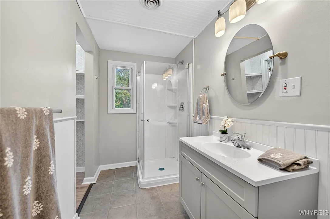 93 Fayette Avenue, Tonawanda, New York 14223, Tonawanda, New York 14223, 4 Bedrooms Bedrooms, 9 Rooms Rooms,2 BathroomsBathrooms,Residential,For Sale,93 Fayette Avenue, Tonawanda, New York 14223,0,B1649962