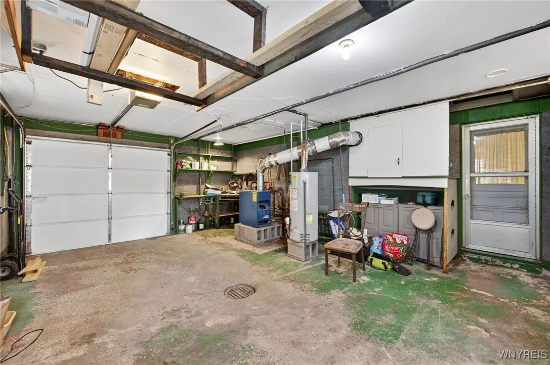 93 Fayette Avenue, Tonawanda, New York 14223, Tonawanda, New York 14223, 4 Bedrooms Bedrooms, 9 Rooms Rooms,2 BathroomsBathrooms,Residential,For Sale,93 Fayette Avenue, Tonawanda, New York 14223,0,B1649962