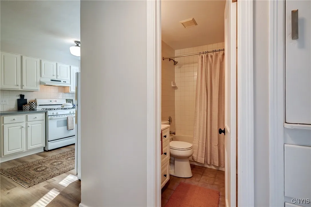 2619 Grant Boulevard, Syracuse, New York 13208, Syracuse, New York 13208, 2 Bedrooms Bedrooms, 6 Rooms Rooms,1 BathroomBathrooms,Residential,For Sale,2619 Grant Boulevard, Syracuse, New York 13208,0,S1649465