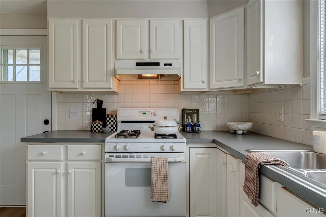 2619 Grant Boulevard, Syracuse, New York 13208, Syracuse, New York 13208, 2 Bedrooms Bedrooms, 6 Rooms Rooms,1 BathroomBathrooms,Residential,For Sale,2619 Grant Boulevard, Syracuse, New York 13208,0,S1649465