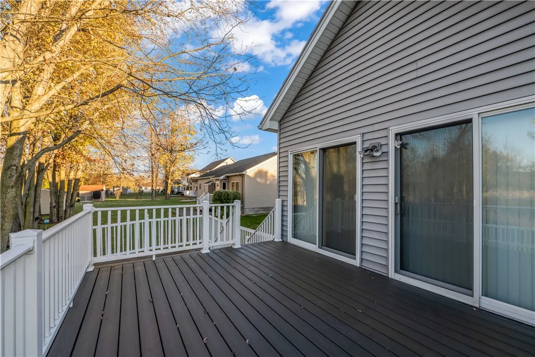 13 Ashview Drive, Chili, New York 14514, Chili, New York 14514, 3 Bedrooms Bedrooms, 7 Rooms Rooms,2 BathroomsBathrooms,Residential,For Sale,13 Ashview Drive, Chili, New York 14514,0,R1649531