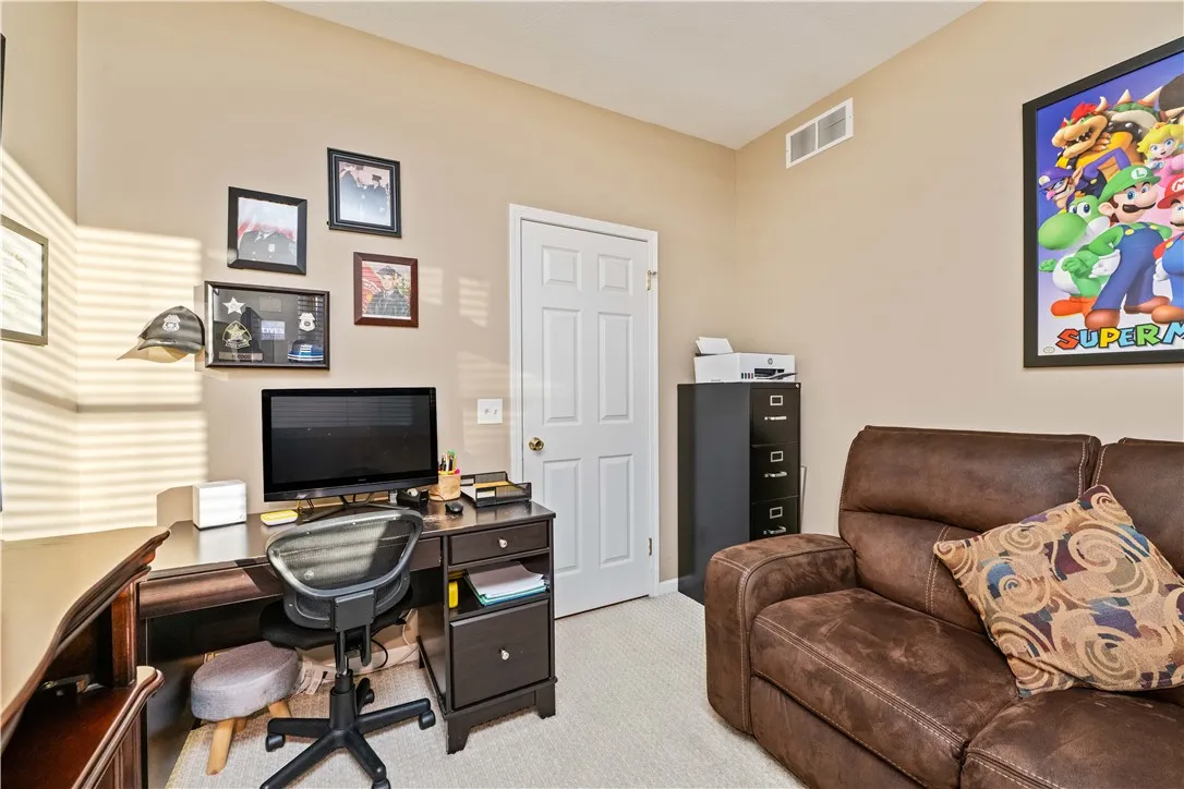 13 Ashview Drive, Chili, New York 14514, Chili, New York 14514, 3 Bedrooms Bedrooms, 7 Rooms Rooms,2 BathroomsBathrooms,Residential,For Sale,13 Ashview Drive, Chili, New York 14514,0,R1649531