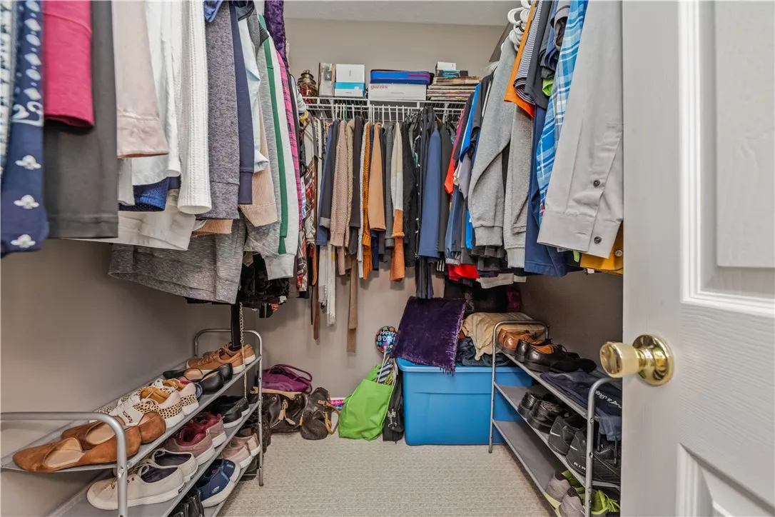 13 Ashview Drive, Chili, New York 14514, Chili, New York 14514, 3 Bedrooms Bedrooms, 7 Rooms Rooms,2 BathroomsBathrooms,Residential,For Sale,13 Ashview Drive, Chili, New York 14514,0,R1649531