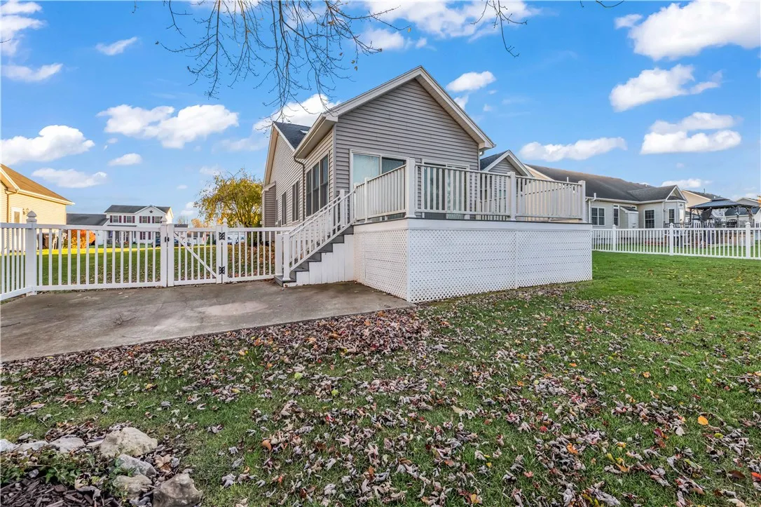 13 Ashview Drive, Chili, New York 14514, Chili, New York 14514, 3 Bedrooms Bedrooms, 7 Rooms Rooms,2 BathroomsBathrooms,Residential,For Sale,13 Ashview Drive, Chili, New York 14514,0,R1649531