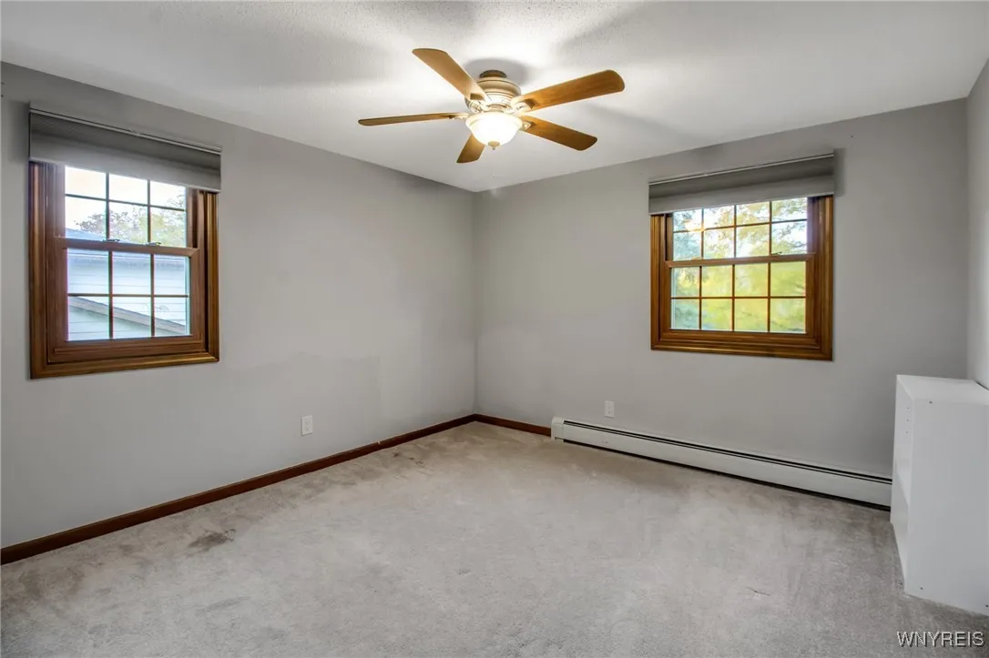 705 Powell Lane, Lewiston, New York 14092, Lewiston, New York 14092, 3 Bedrooms Bedrooms, 7 Rooms Rooms,1 BathroomBathrooms,Residential,For Sale,705 Powell Lane, Lewiston, New York 14092,0,B1649916