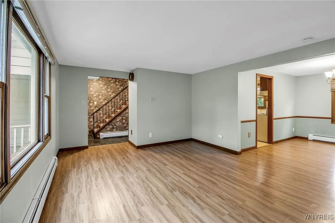 705 Powell Lane, Lewiston, New York 14092, Lewiston, New York 14092, 3 Bedrooms Bedrooms, 7 Rooms Rooms,1 BathroomBathrooms,Residential,For Sale,705 Powell Lane, Lewiston, New York 14092,0,B1649916