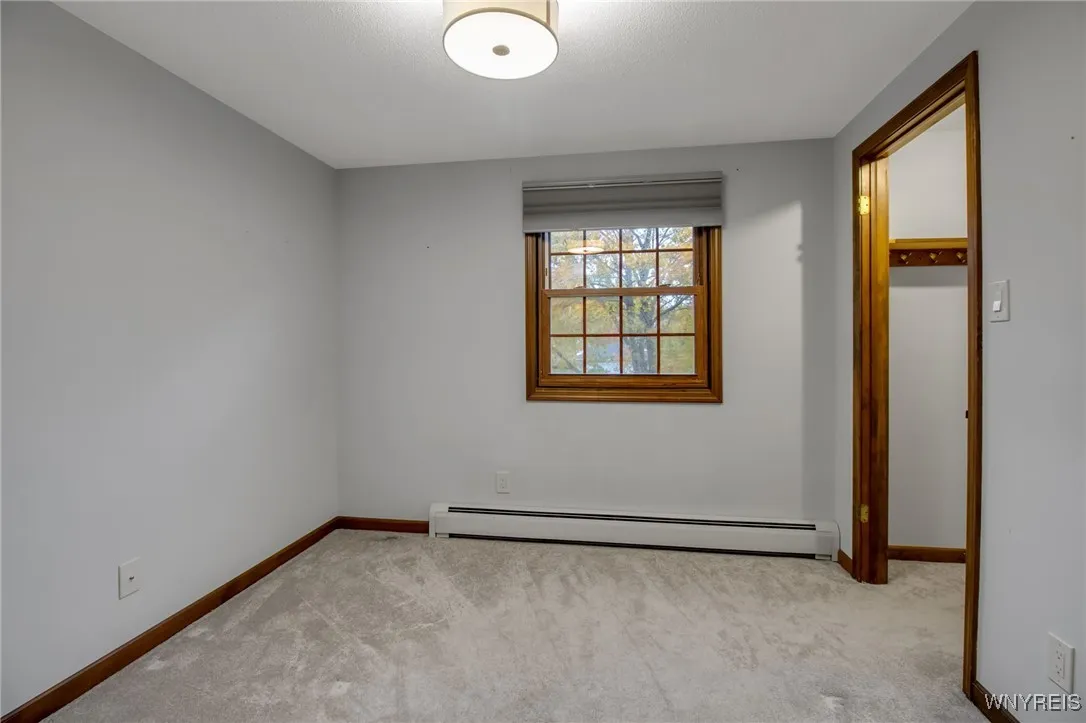 705 Powell Lane, Lewiston, New York 14092, Lewiston, New York 14092, 3 Bedrooms Bedrooms, 7 Rooms Rooms,1 BathroomBathrooms,Residential,For Sale,705 Powell Lane, Lewiston, New York 14092,0,B1649916