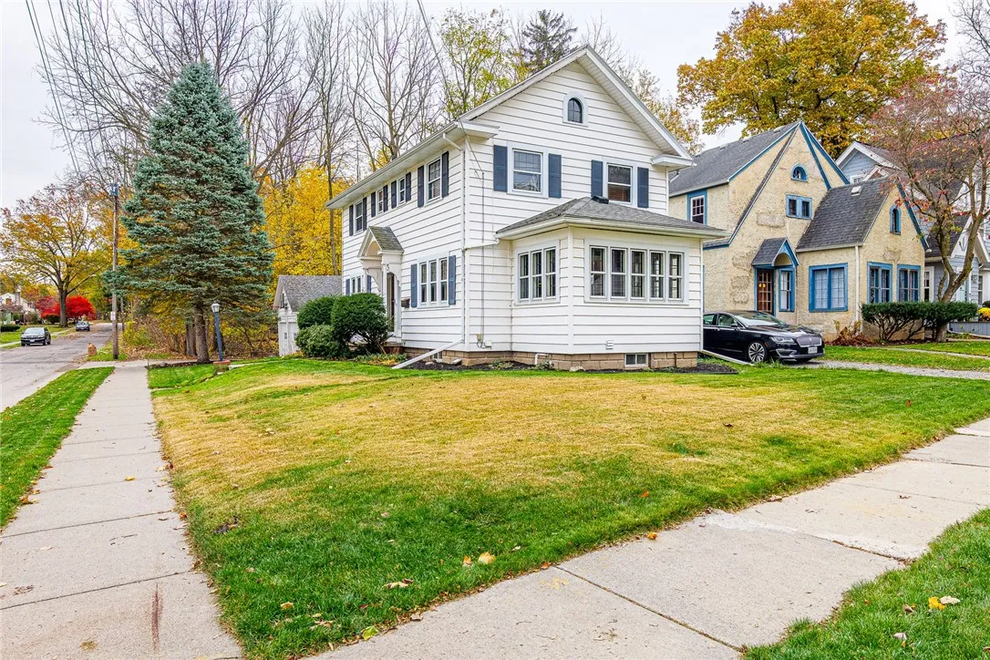 204 E Hickory Street, East Rochester, New York 144, East Rochester, New York 14445, 3 Bedrooms Bedrooms, 7 Rooms Rooms,2 BathroomsBathrooms,Residential,For Sale,204 E Hickory Street, East Rochester, New York 144,0,R1649168