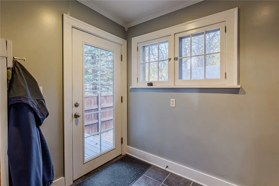 204 E Hickory Street, East Rochester, New York 144, East Rochester, New York 14445, 3 Bedrooms Bedrooms, 7 Rooms Rooms,2 BathroomsBathrooms,Residential,For Sale,204 E Hickory Street, East Rochester, New York 144,0,R1649168