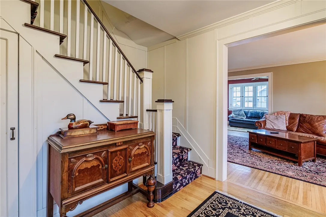 204 E Hickory Street, East Rochester, New York 144, East Rochester, New York 14445, 3 Bedrooms Bedrooms, 7 Rooms Rooms,2 BathroomsBathrooms,Residential,For Sale,204 E Hickory Street, East Rochester, New York 144,0,R1649168