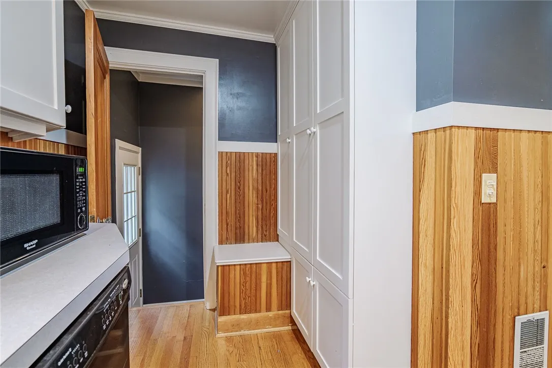 204 E Hickory Street, East Rochester, New York 144, East Rochester, New York 14445, 3 Bedrooms Bedrooms, 7 Rooms Rooms,2 BathroomsBathrooms,Residential,For Sale,204 E Hickory Street, East Rochester, New York 144,0,R1649168