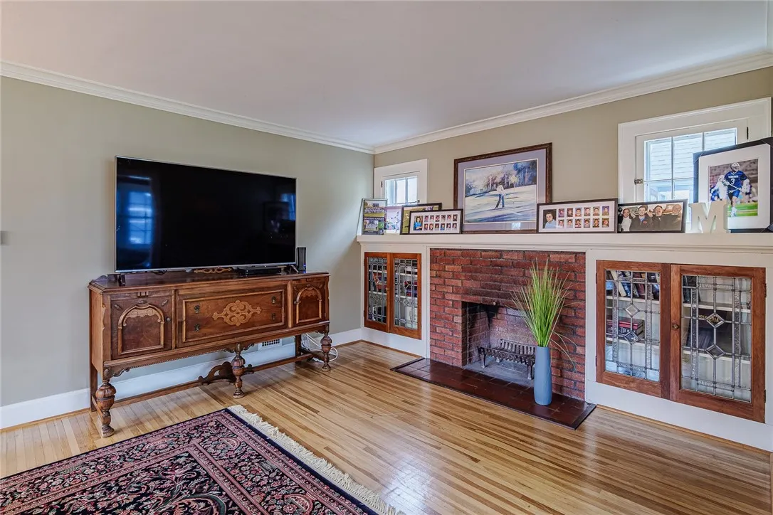 204 E Hickory Street, East Rochester, New York 144, East Rochester, New York 14445, 3 Bedrooms Bedrooms, 7 Rooms Rooms,2 BathroomsBathrooms,Residential,For Sale,204 E Hickory Street, East Rochester, New York 144,0,R1649168