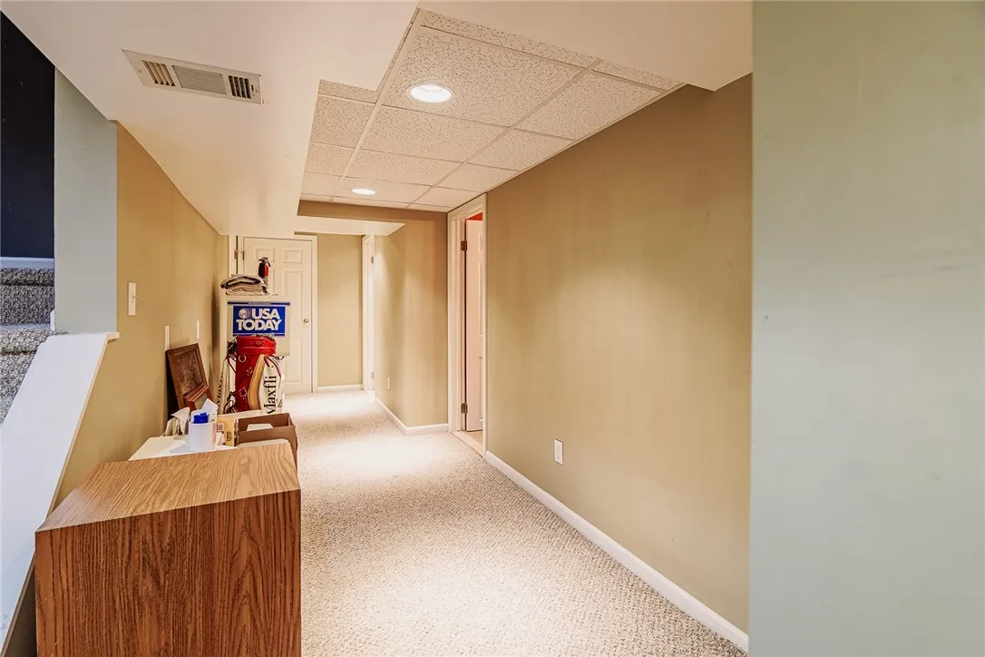 204 E Hickory Street, East Rochester, New York 144, East Rochester, New York 14445, 3 Bedrooms Bedrooms, 7 Rooms Rooms,2 BathroomsBathrooms,Residential,For Sale,204 E Hickory Street, East Rochester, New York 144,0,R1649168