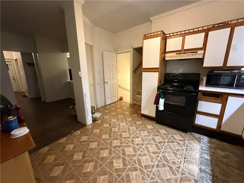 631 Pennsylvania Avenue, Elmira City, New York 149, Elmira City, New York 14904, 3 Bedrooms Bedrooms, 9 Rooms Rooms,1 BathroomBathrooms,Residential,For Sale,631 Pennsylvania Avenue, Elmira City, New York 149,0,R1650056