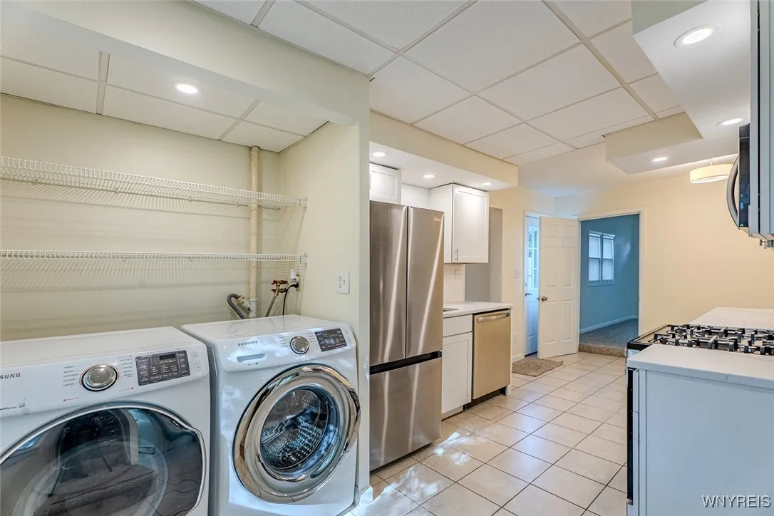 1165 Eggert Road, Amherst, New York 14226, Amherst, New York 14226, 4 Bedrooms Bedrooms, 6 Rooms Rooms,2 BathroomsBathrooms,Residential,For Sale,1165 Eggert Road, Amherst, New York 14226,0,B1650069