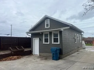 3161 Abbott Road, Orchard Park, New York 14127, Orchard Park, New York 14127, 3 Bedrooms Bedrooms, 5 Rooms Rooms,1 BathroomBathrooms,Residential,For Sale,3161 Abbott Road, Orchard Park, New York 14127,0,B1643377