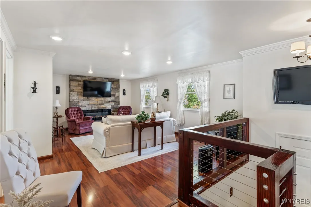 117 Forestal Drive, Hamburg, New York 14075, Hamburg, New York 14075, 2 Bedrooms Bedrooms, 10 Rooms Rooms,2 BathroomsBathrooms,Residential,For Sale,117 Forestal Drive, Hamburg, New York 14075,0,B1649993