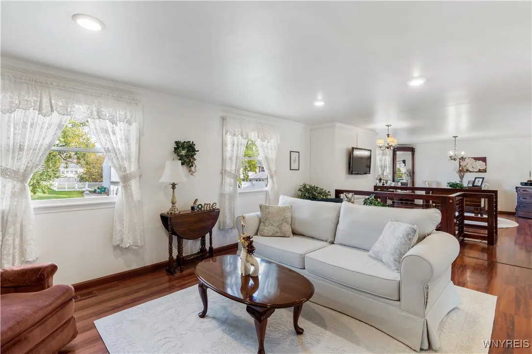 117 Forestal Drive, Hamburg, New York 14075, Hamburg, New York 14075, 2 Bedrooms Bedrooms, 10 Rooms Rooms,2 BathroomsBathrooms,Residential,For Sale,117 Forestal Drive, Hamburg, New York 14075,0,B1649993