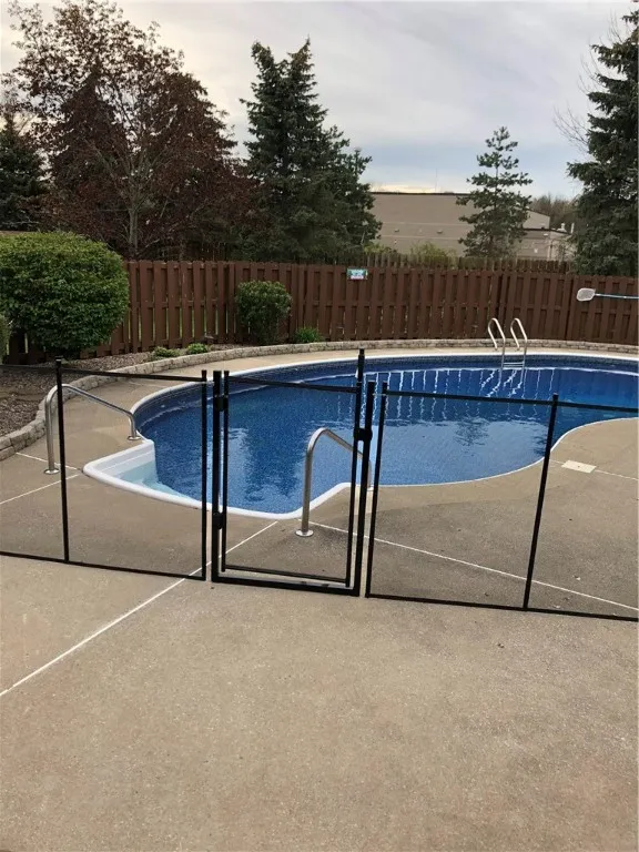 71 Pinebrook Drive, Greece, New York 14616, Greece, New York 14616, 3 Bedrooms Bedrooms, 7 Rooms Rooms,2 BathroomsBathrooms,Residential,For Sale,71 Pinebrook Drive, Greece, New York 14616,0,R1649794