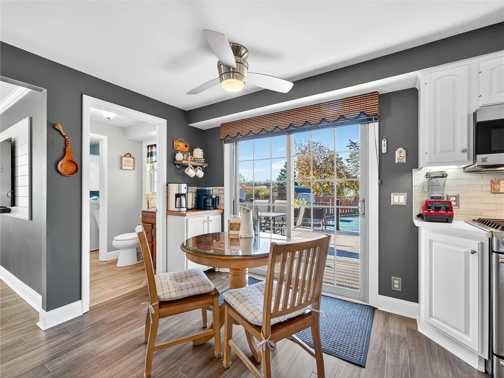 71 Pinebrook Drive, Greece, New York 14616, Greece, New York 14616, 3 Bedrooms Bedrooms, 7 Rooms Rooms,2 BathroomsBathrooms,Residential,For Sale,71 Pinebrook Drive, Greece, New York 14616,0,R1649794