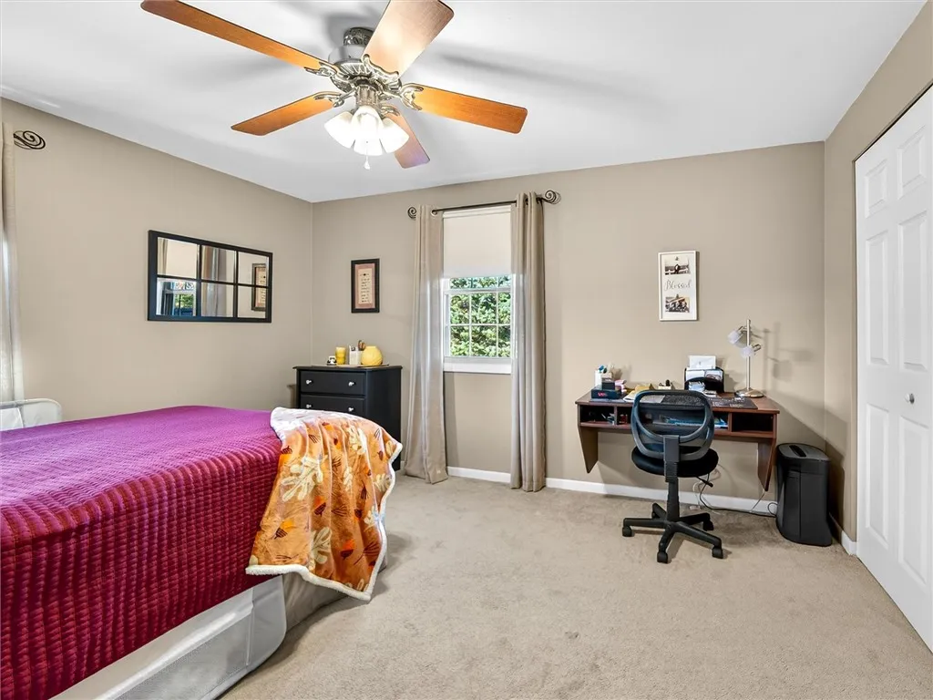 71 Pinebrook Drive, Greece, New York 14616, Greece, New York 14616, 3 Bedrooms Bedrooms, 7 Rooms Rooms,2 BathroomsBathrooms,Residential,For Sale,71 Pinebrook Drive, Greece, New York 14616,0,R1649794