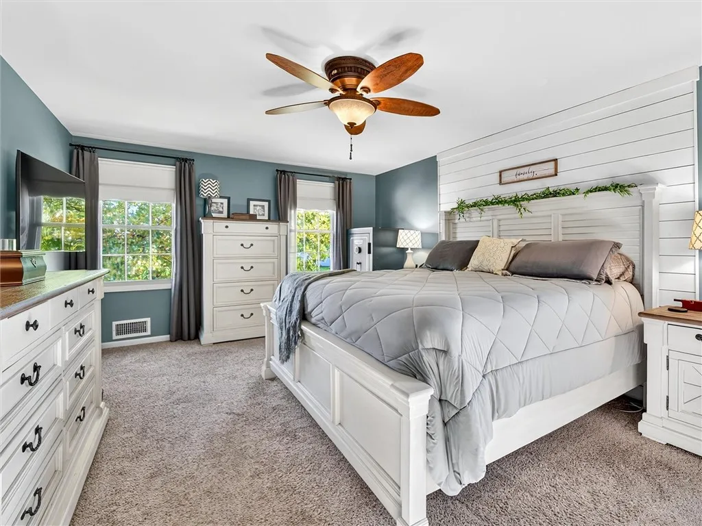 71 Pinebrook Drive, Greece, New York 14616, Greece, New York 14616, 3 Bedrooms Bedrooms, 7 Rooms Rooms,2 BathroomsBathrooms,Residential,For Sale,71 Pinebrook Drive, Greece, New York 14616,0,R1649794