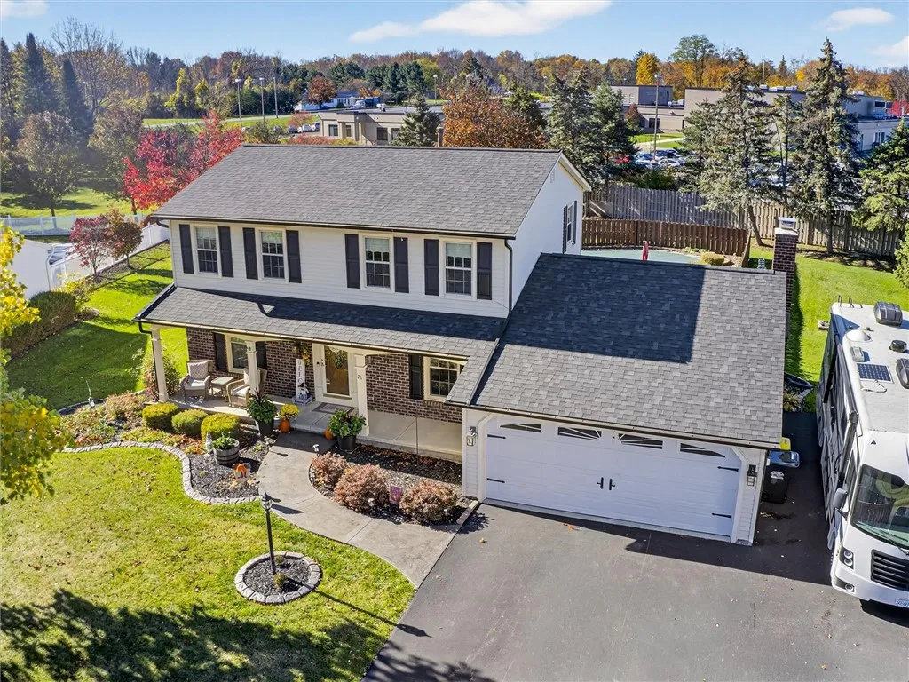 71 Pinebrook Drive, Greece, New York 14616, Greece, New York 14616, 3 Bedrooms Bedrooms, 7 Rooms Rooms,2 BathroomsBathrooms,Residential,For Sale,71 Pinebrook Drive, Greece, New York 14616,0,R1649794