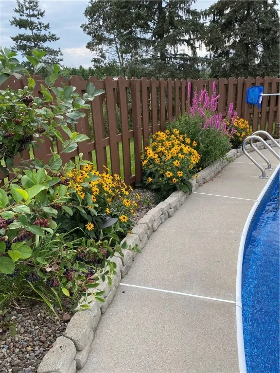 71 Pinebrook Drive, Greece, New York 14616, Greece, New York 14616, 3 Bedrooms Bedrooms, 7 Rooms Rooms,2 BathroomsBathrooms,Residential,For Sale,71 Pinebrook Drive, Greece, New York 14616,0,R1649794