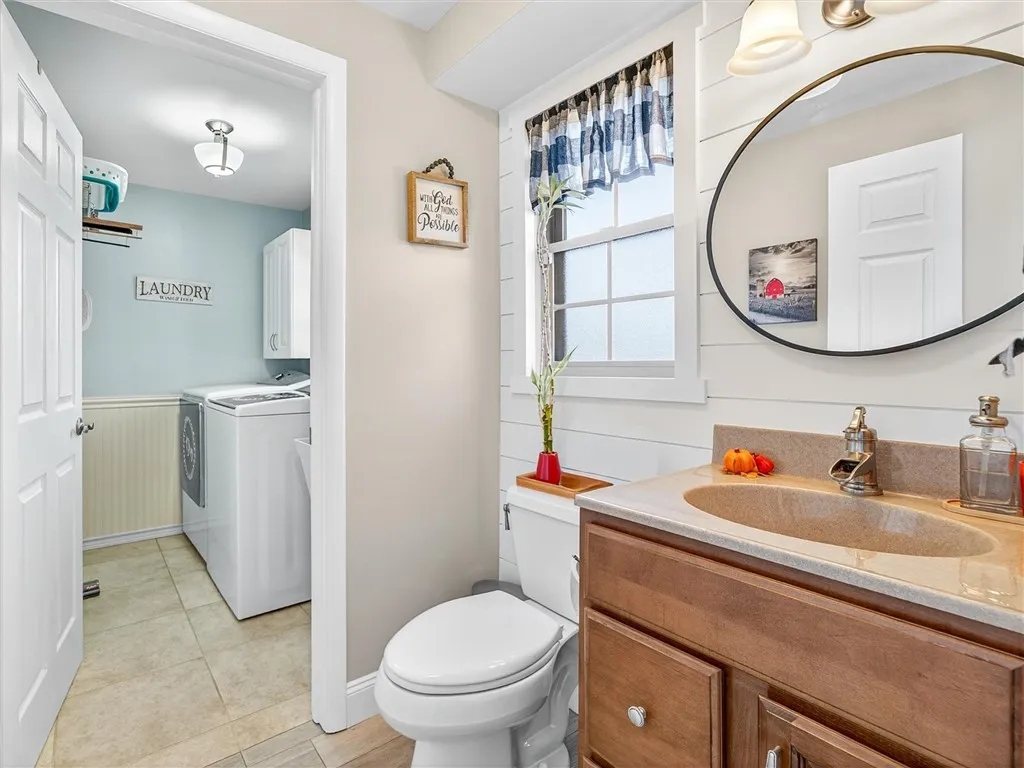 71 Pinebrook Drive, Greece, New York 14616, Greece, New York 14616, 3 Bedrooms Bedrooms, 7 Rooms Rooms,2 BathroomsBathrooms,Residential,For Sale,71 Pinebrook Drive, Greece, New York 14616,0,R1649794