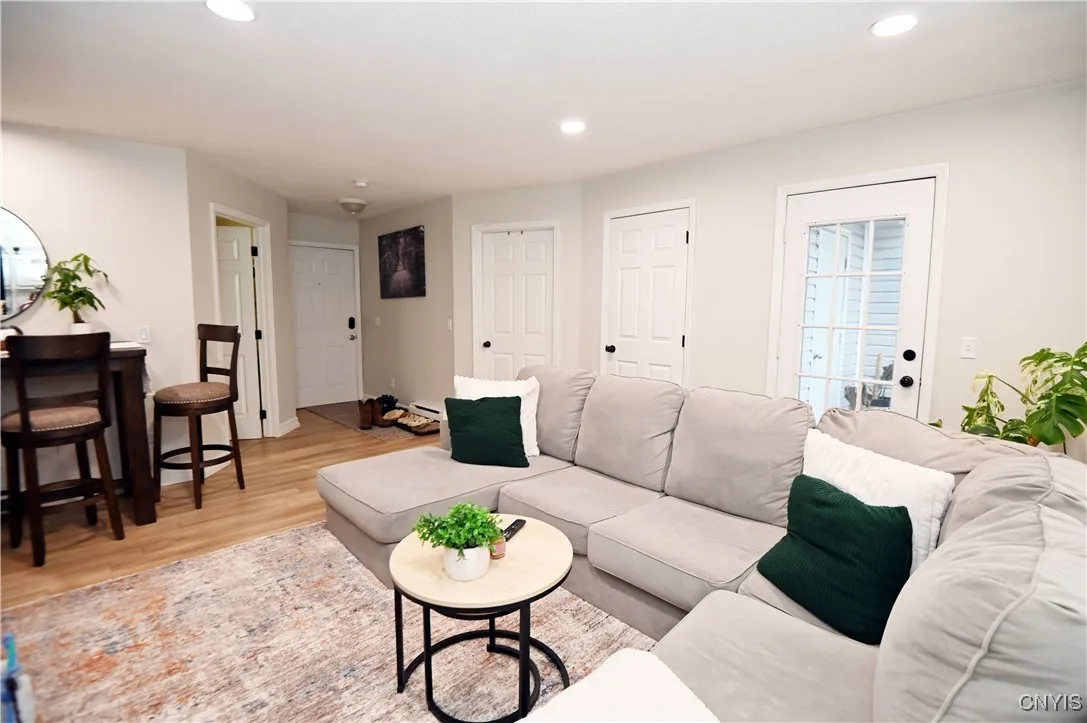 118 Urbandale Parkway, Rome, New York 13440, Rome, New York 13440, 2 Bedrooms Bedrooms, 4 Rooms Rooms,1 BathroomBathrooms,Residential,For Sale,118 Urbandale Parkway, Rome, New York 13440,0,S1650074