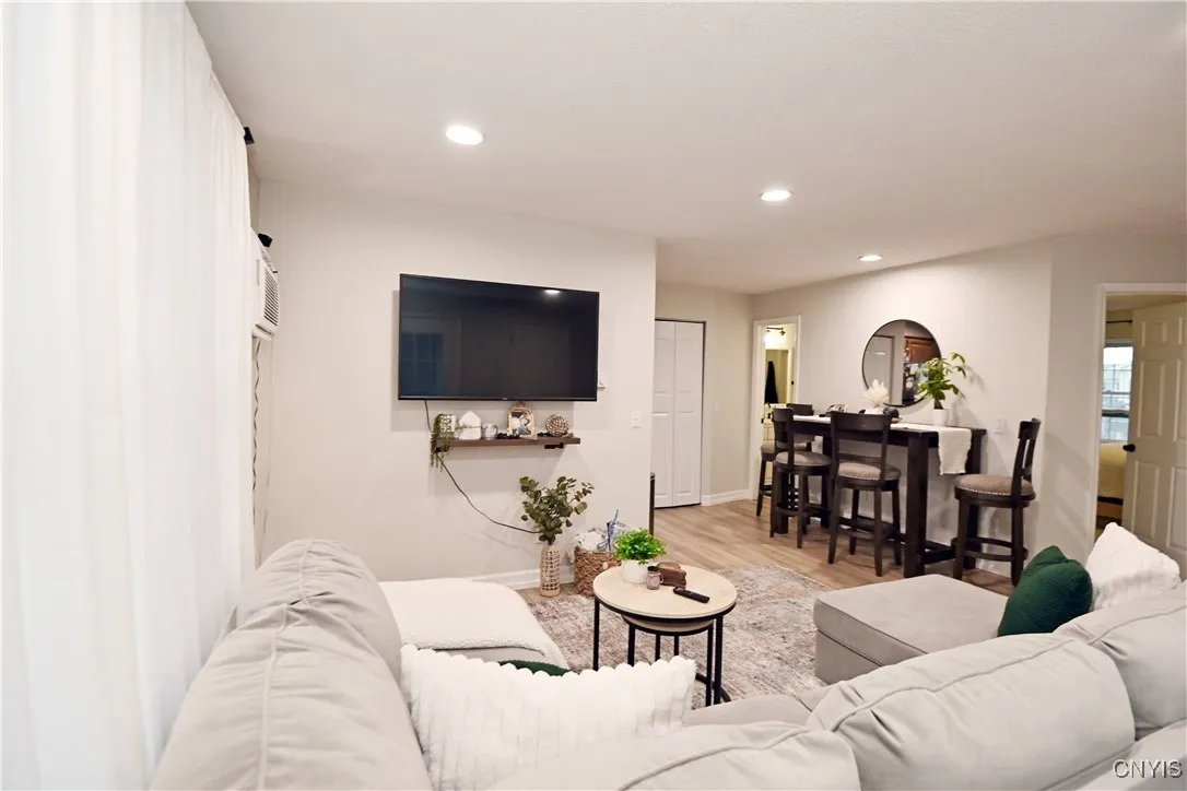 118 Urbandale Parkway, Rome, New York 13440, Rome, New York 13440, 2 Bedrooms Bedrooms, 4 Rooms Rooms,1 BathroomBathrooms,Residential,For Sale,118 Urbandale Parkway, Rome, New York 13440,0,S1650074