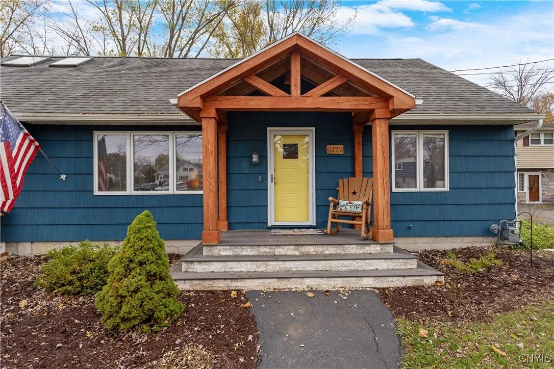 6272 Lakeshore Road, Cicero, New York 13039, Cicero, New York 13039, 4 Bedrooms Bedrooms, 8 Rooms Rooms,2 BathroomsBathrooms,Residential,For Sale,6272 Lakeshore Road, Cicero, New York 13039,0,S1649831