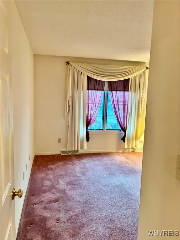 2850 Amsdell Road 32, Hamburg, New York 14075, Hamburg, New York 14075, 2 Bedrooms Bedrooms, 5 Rooms Rooms,1 BathroomBathrooms,Residential,For Sale,2850 Amsdell Road 32, Hamburg, New York 14075,0,B1649771