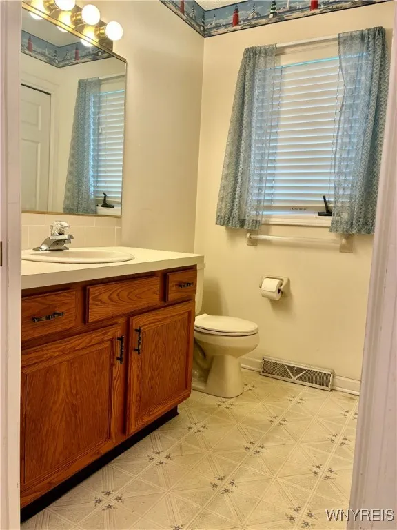 2850 Amsdell Road 32, Hamburg, New York 14075, Hamburg, New York 14075, 2 Bedrooms Bedrooms, 5 Rooms Rooms,1 BathroomBathrooms,Residential,For Sale,2850 Amsdell Road 32, Hamburg, New York 14075,0,B1649771