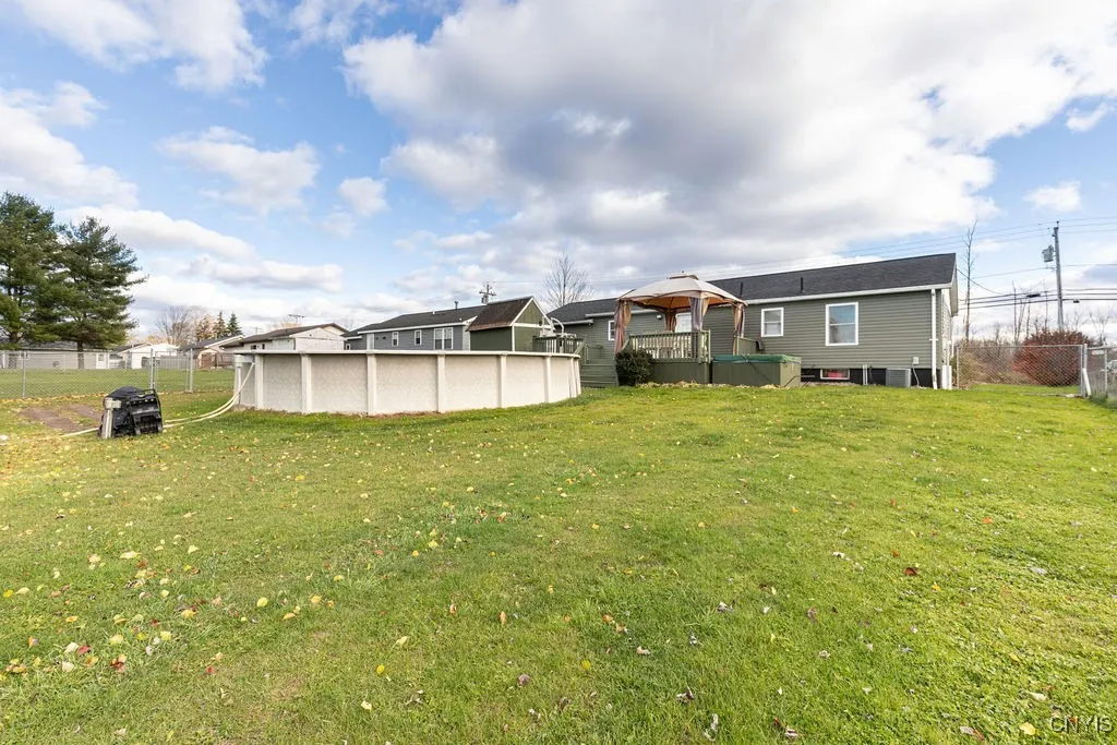 5255 Guy Young Road, Cicero, New York 13029, Cicero, New York 13029, 3 Bedrooms Bedrooms, 7 Rooms Rooms,2 BathroomsBathrooms,Residential,For Sale,5255 Guy Young Road, Cicero, New York 13029,0,S1648774