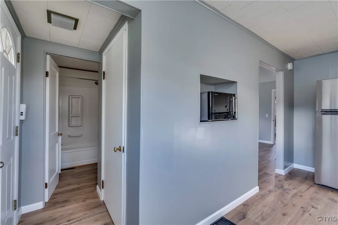 8800 North Main Street, Le Ray, New York 13637, Le Ray, New York 13637, 2 Bedrooms Bedrooms, 5 Rooms Rooms,1 BathroomBathrooms,Residential,For Sale,8800 North Main Street, Le Ray, New York 13637,0,S1648615