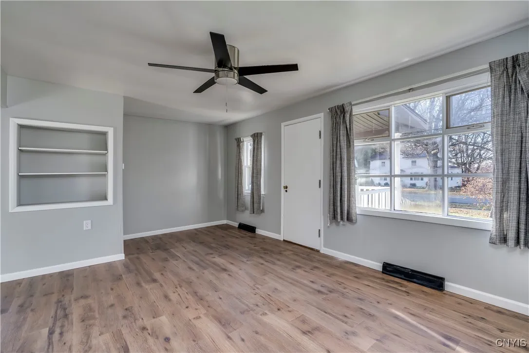 8800 North Main Street, Le Ray, New York 13637, Le Ray, New York 13637, 2 Bedrooms Bedrooms, 5 Rooms Rooms,1 BathroomBathrooms,Residential,For Sale,8800 North Main Street, Le Ray, New York 13637,0,S1648615