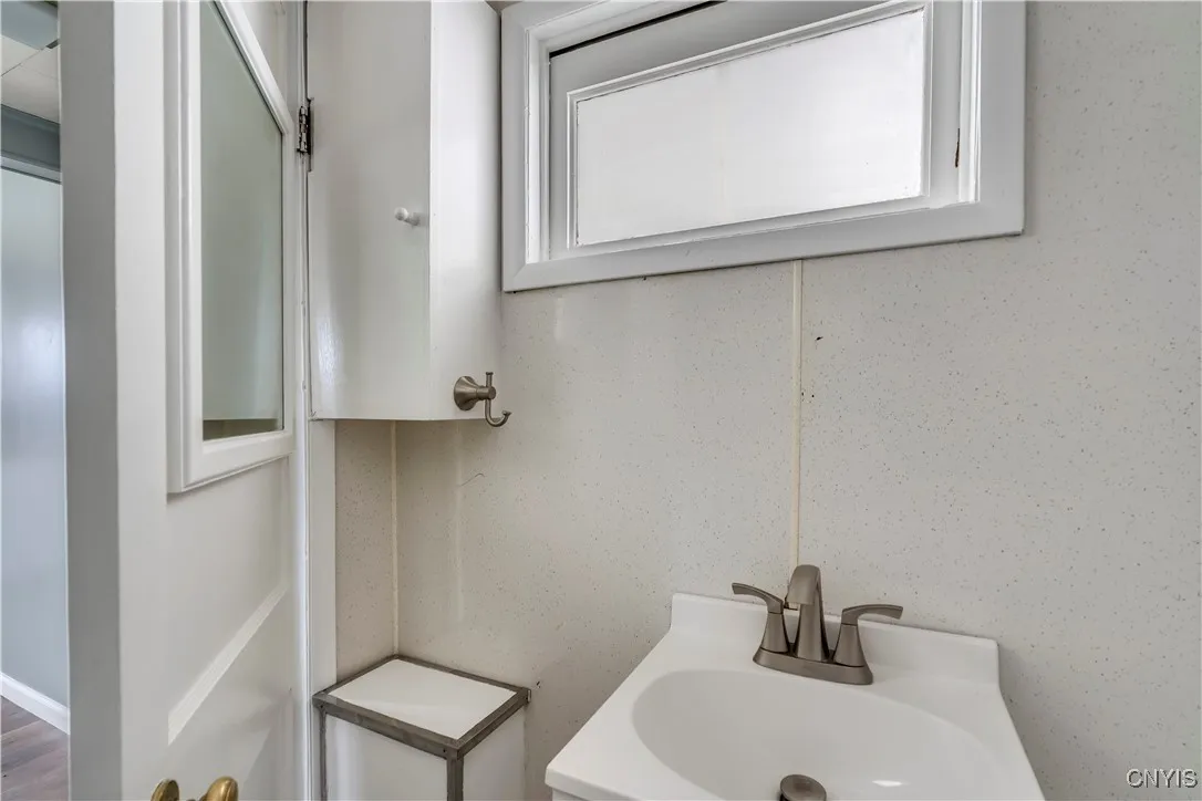 8800 North Main Street, Le Ray, New York 13637, Le Ray, New York 13637, 2 Bedrooms Bedrooms, 5 Rooms Rooms,1 BathroomBathrooms,Residential,For Sale,8800 North Main Street, Le Ray, New York 13637,0,S1648615