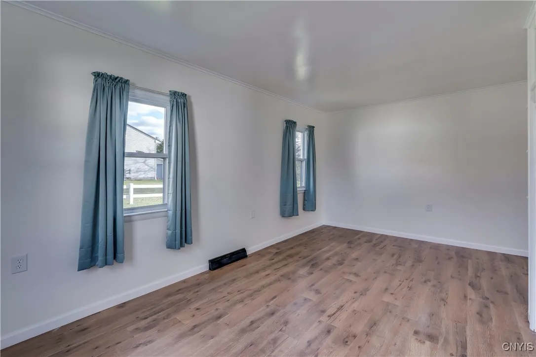 8800 North Main Street, Le Ray, New York 13637, Le Ray, New York 13637, 2 Bedrooms Bedrooms, 5 Rooms Rooms,1 BathroomBathrooms,Residential,For Sale,8800 North Main Street, Le Ray, New York 13637,0,S1648615