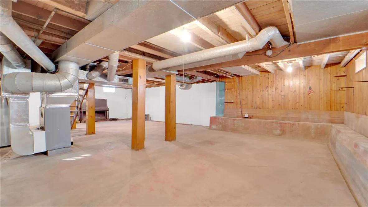 138 West Bayard Street, Seneca Falls, New York 131, Seneca Falls, New York 13148, 4 Bedrooms Bedrooms, 10 Rooms Rooms,1 BathroomBathrooms,Residential,For Sale,138 West Bayard Street, Seneca Falls, New York 131,0,R1650078