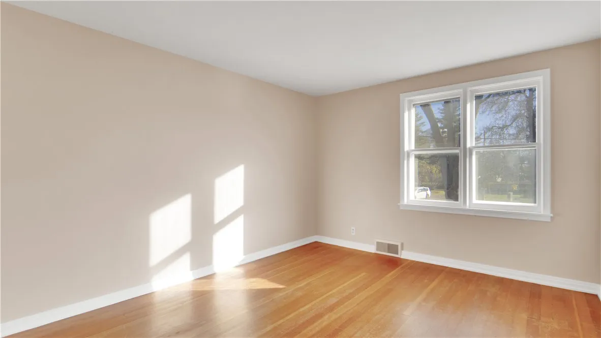 138 West Bayard Street, Seneca Falls, New York 131, Seneca Falls, New York 13148, 4 Bedrooms Bedrooms, 10 Rooms Rooms,1 BathroomBathrooms,Residential,For Sale,138 West Bayard Street, Seneca Falls, New York 131,0,R1650078